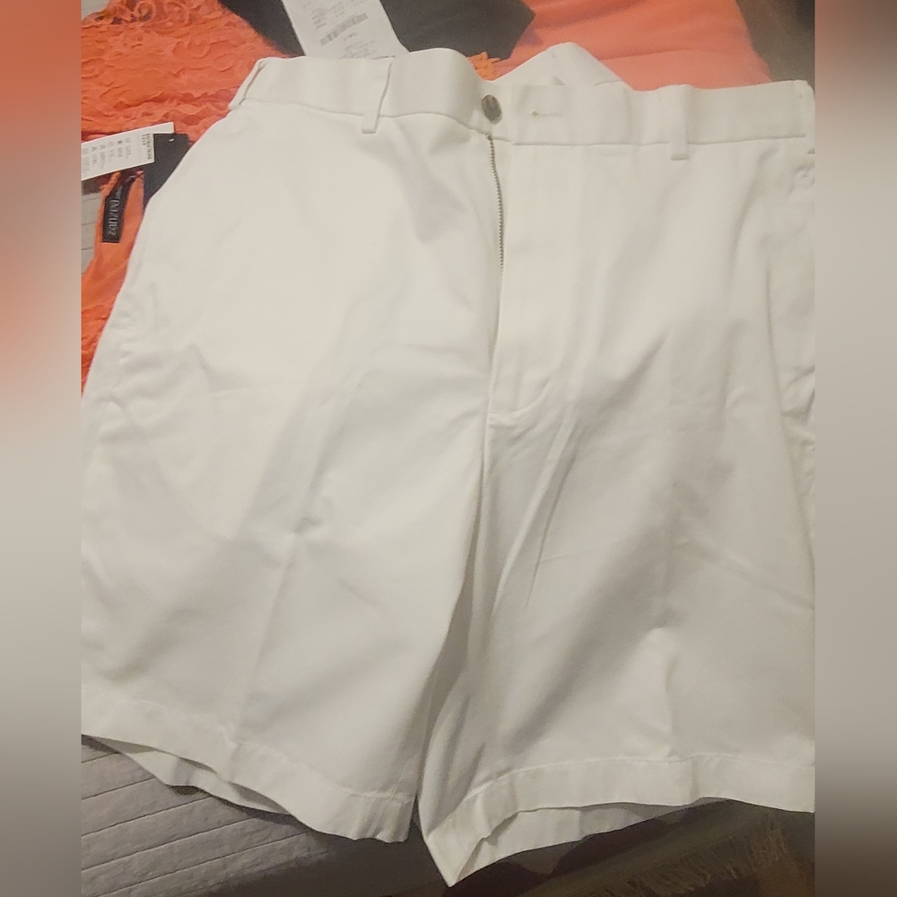 Brooks Brothers white Chino flat front men's shorts 34w NWT